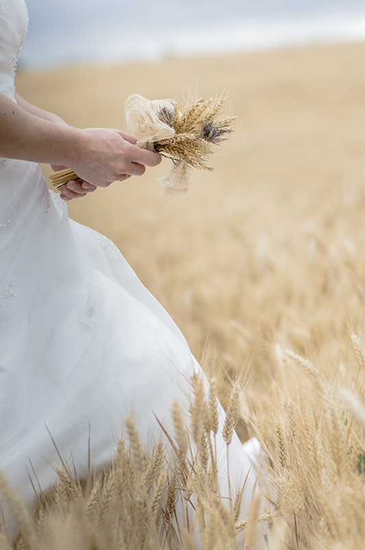 photographie détail bouquet de mariée à Nnates photographe mariage fine art Cédric Le Tutour
